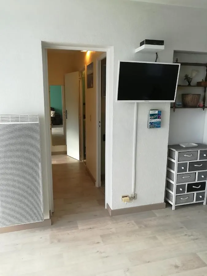 Appartement climatisé au 1er étage d'une maison avec jardin dans un quartier calme Cavalaire-sur-Mer 0*,  France