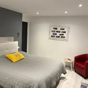 https://loubat-christophe.midi-pyreneeshotels.com