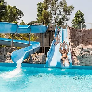 https://mobil-homes-xxl-camping-les-pins.inbrittany.com