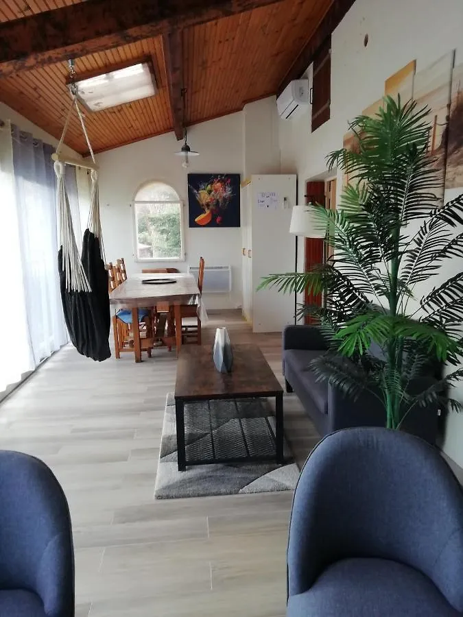 Appartement Classe 3 Etoiles Au 1Er Etage D'Une Maison Avec Jardin Dans Un Quartier Calme Cavalaire-sur-Mer Apartment